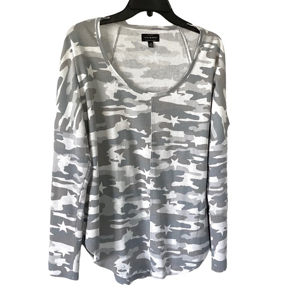 Lucky Brand Tops - Lucky Brand Long Sleeve Scoop Neck Gray Camo Pullover Top Waffle Knit Size Large
